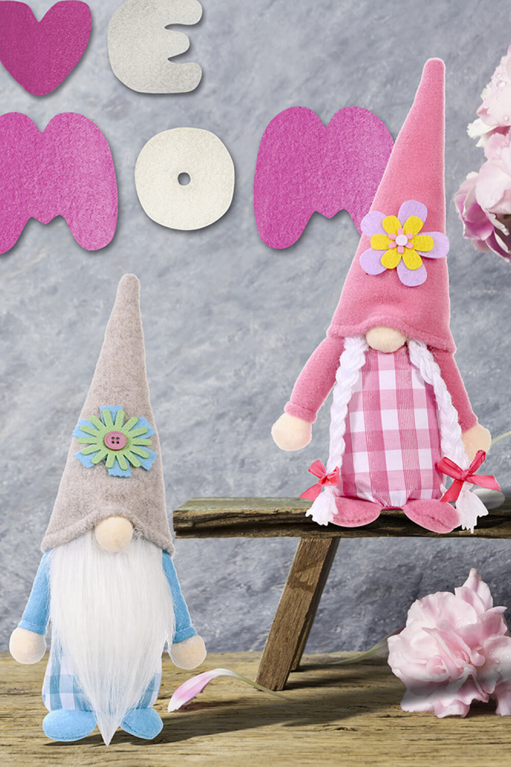 2-Pack Mother's Day Pointed Hat Faceless Gnomes