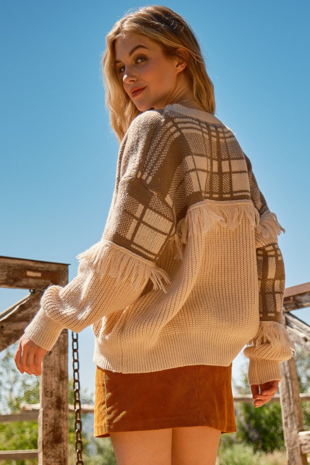 And The Why Plaid Pattern Color Block Fringe Sweater - Admiresty
