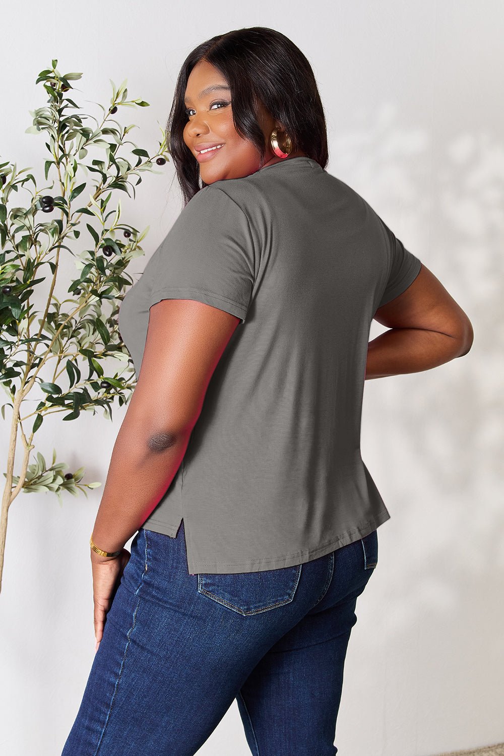 Basic Bae Full Size Round Neck Short Sleeve T - Shirt - Admiresty