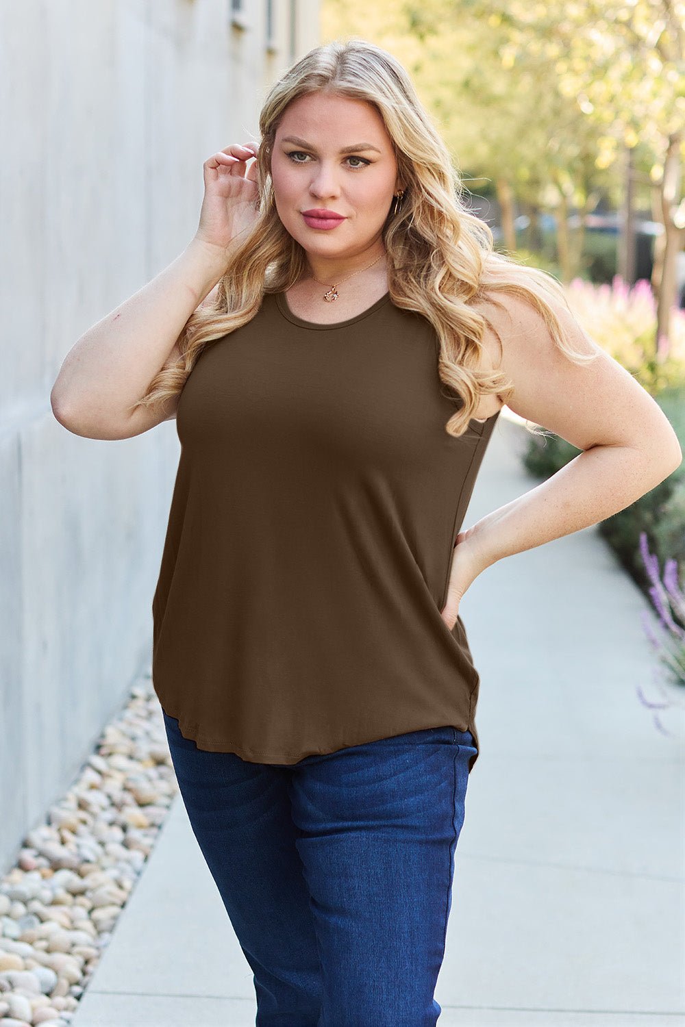 Basic Bae Full Size Round Neck Tank - Admiresty