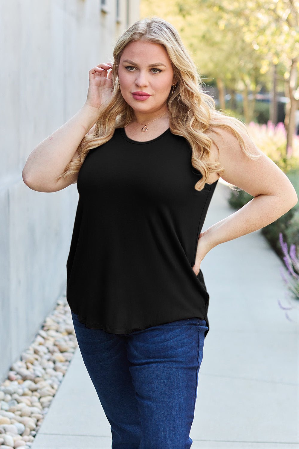 Basic Bae Full Size Round Neck Tank - Admiresty