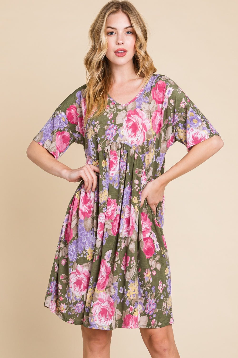 BOMBOM Flower Print V - Neck Ruched Dress - Admiresty