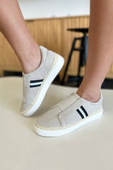 CCOCCI Striped Round Neck Sneakers - Admiresty