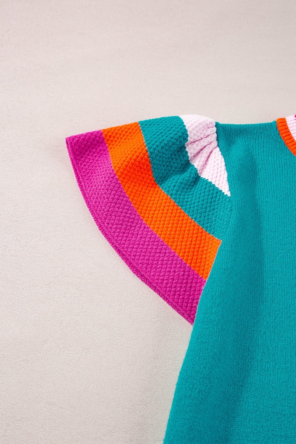 Color Block Round Neck Knit Top - Admiresty