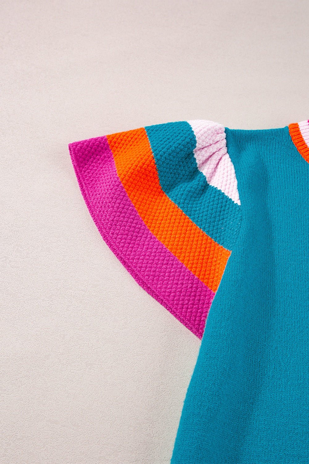 Color Block Round Neck Knit Top - Admiresty