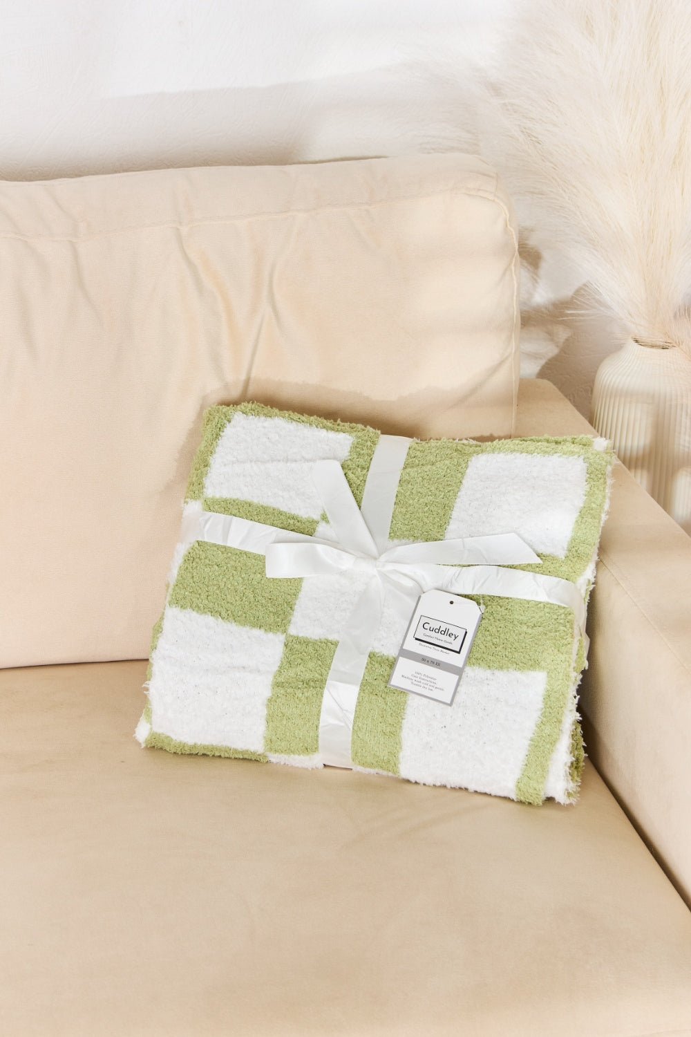 Cuddley Checkered Decorative Throw Blanket - Admiresty