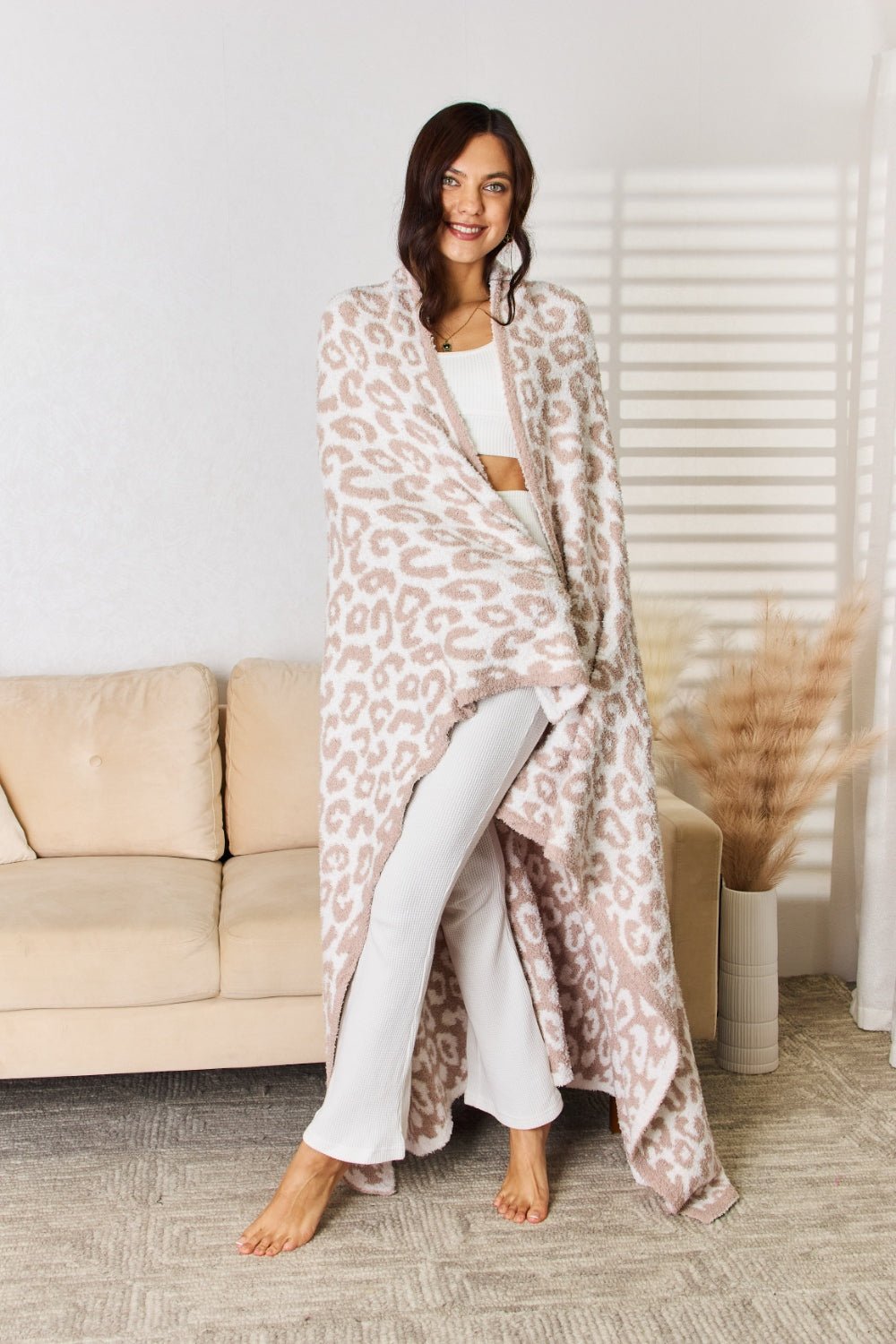 Cuddley Leopard Decorative Throw Blanket - Admiresty