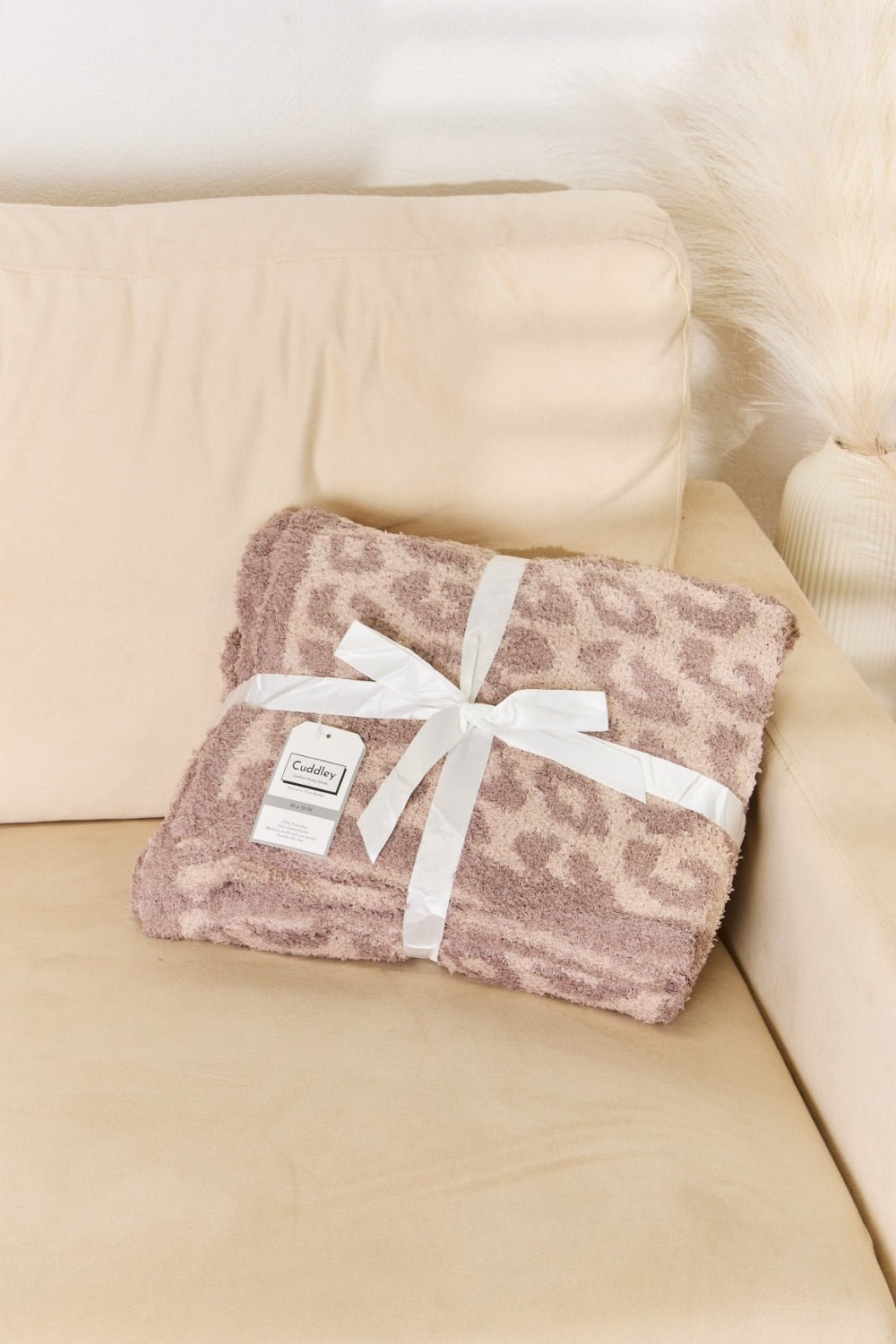 Cuddley Leopard Decorative Throw Blanket - Admiresty