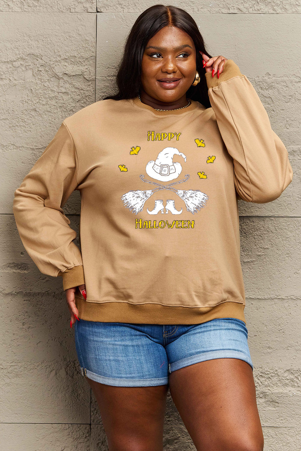 Sudadera con gráfico de HAPPY HALLOWEEN en tamaño completo de Simply Love