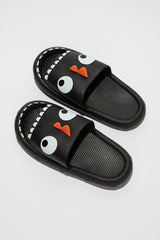 Pantuflas antideslizantes con diseño de nube y almohada de monstruo NOOK JOI