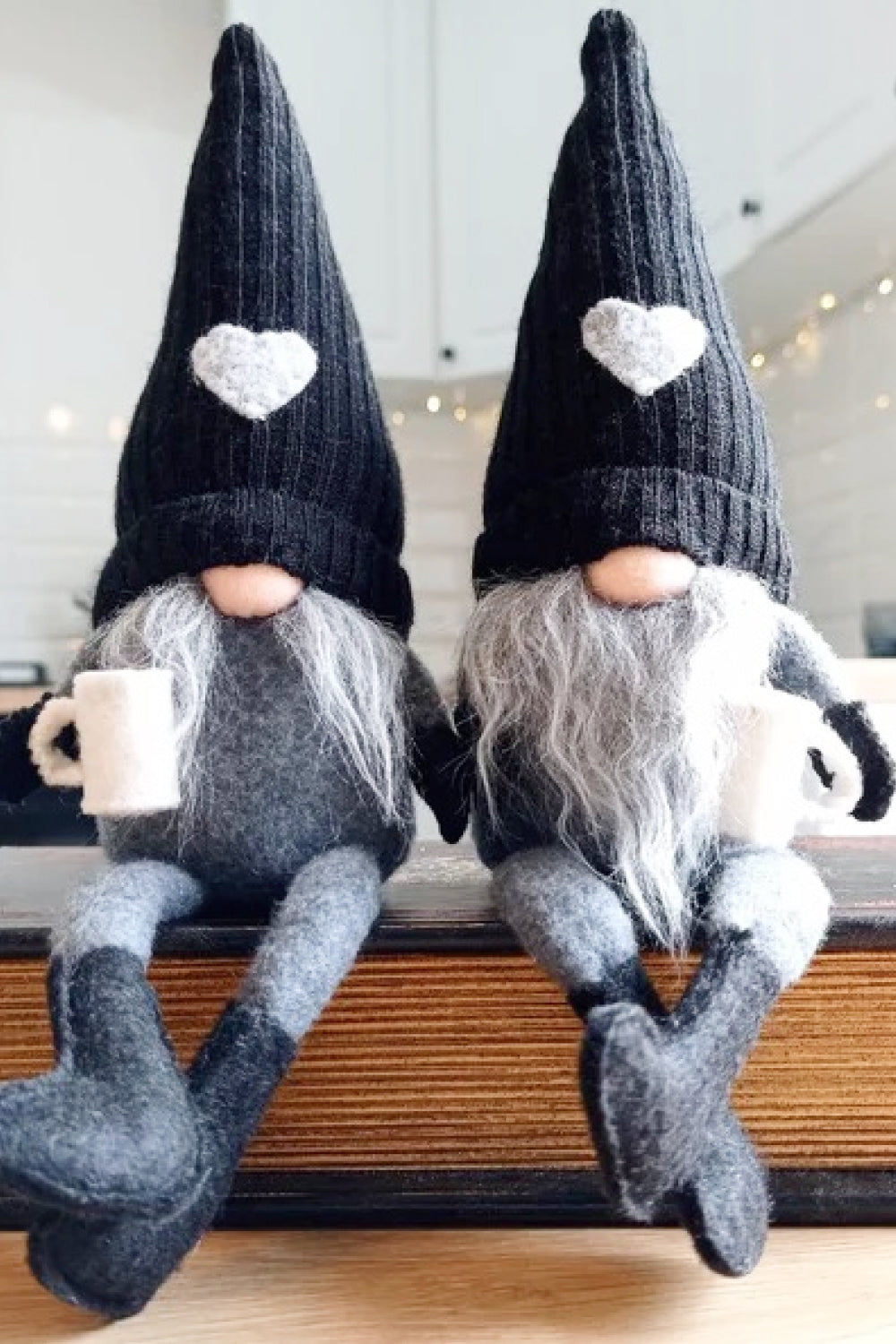 2-Pack Christmas Pointed Hat Faceless Gnomes