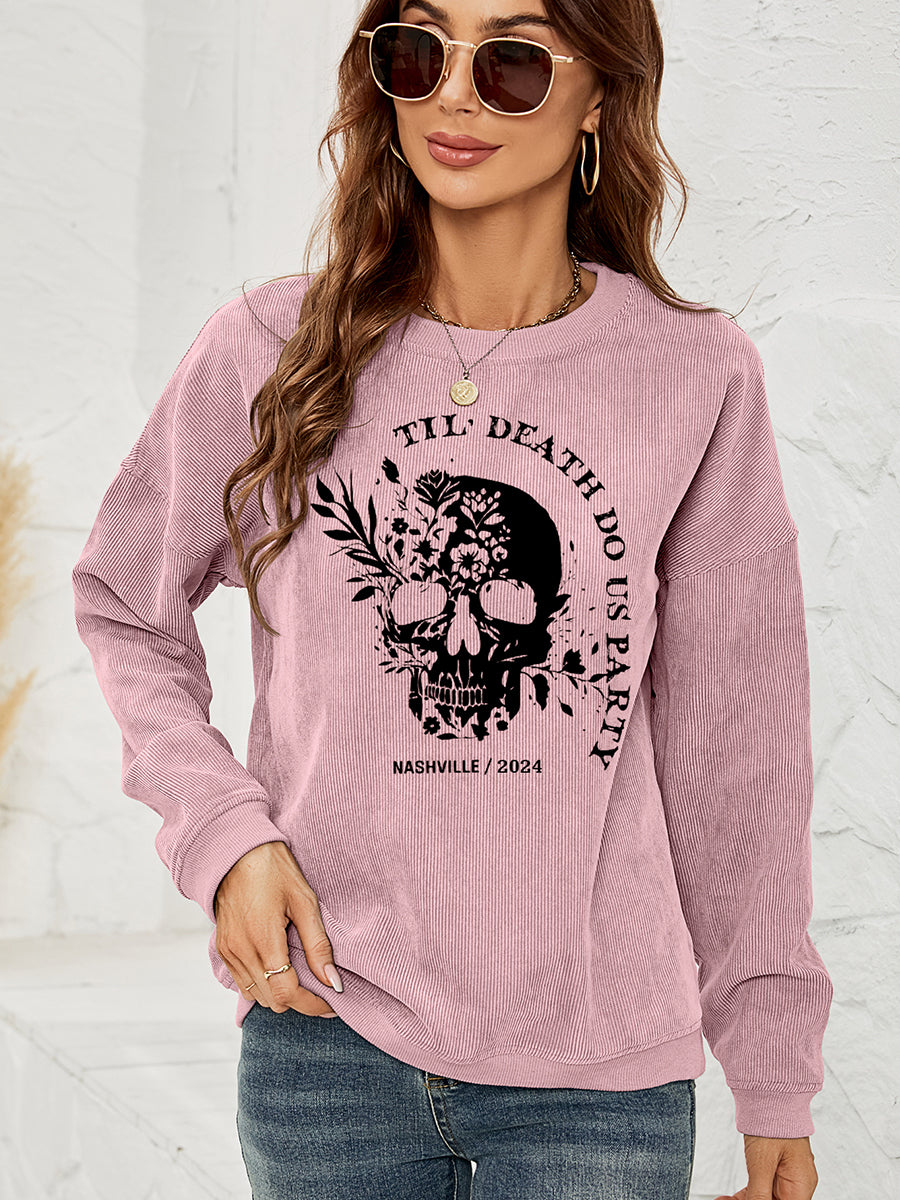 Sudadera con hombros caídos y estampado de calavera