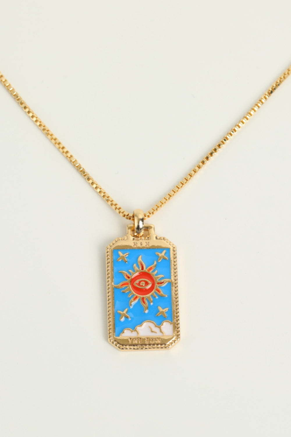 Collar de cobre con colgante de carta del tarot