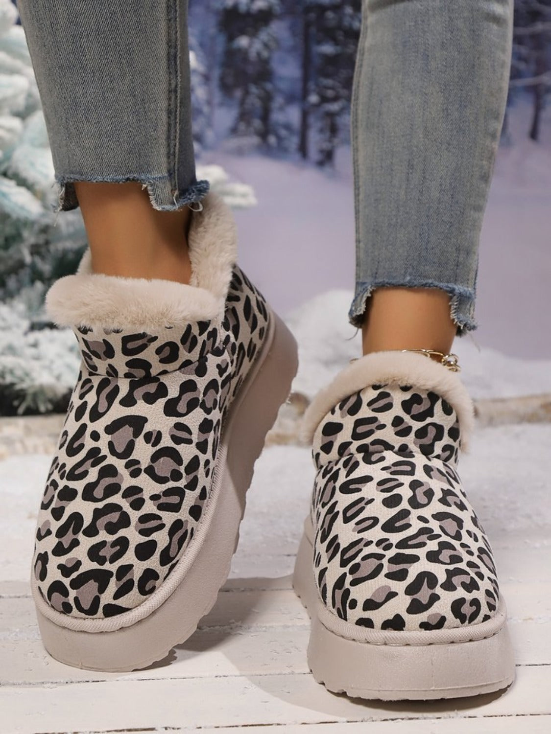 Thermal Leopard Round Toe Platform Boots